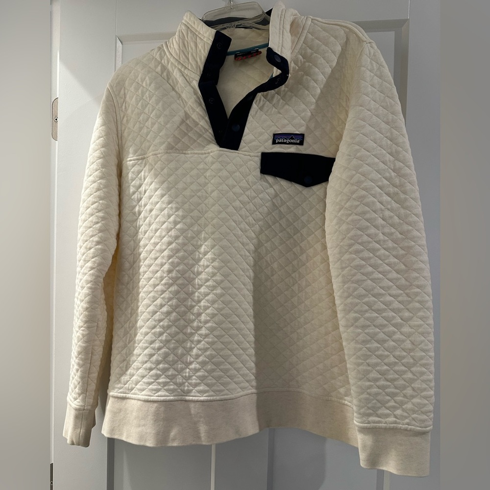 Patagonia quilted snap T pullover